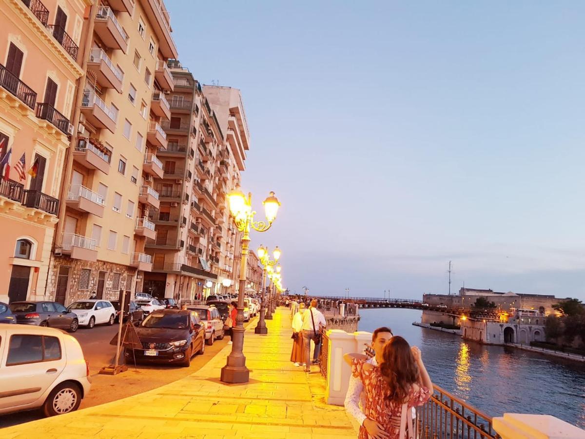 Philos - Appartements & Rooms Taranto Dış mekan fotoğraf