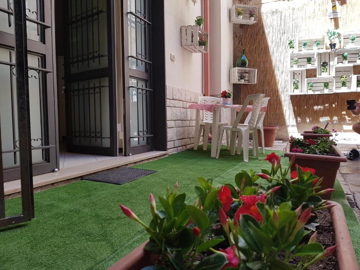 Philos - Appartements & Rooms Taranto Dış mekan fotoğraf