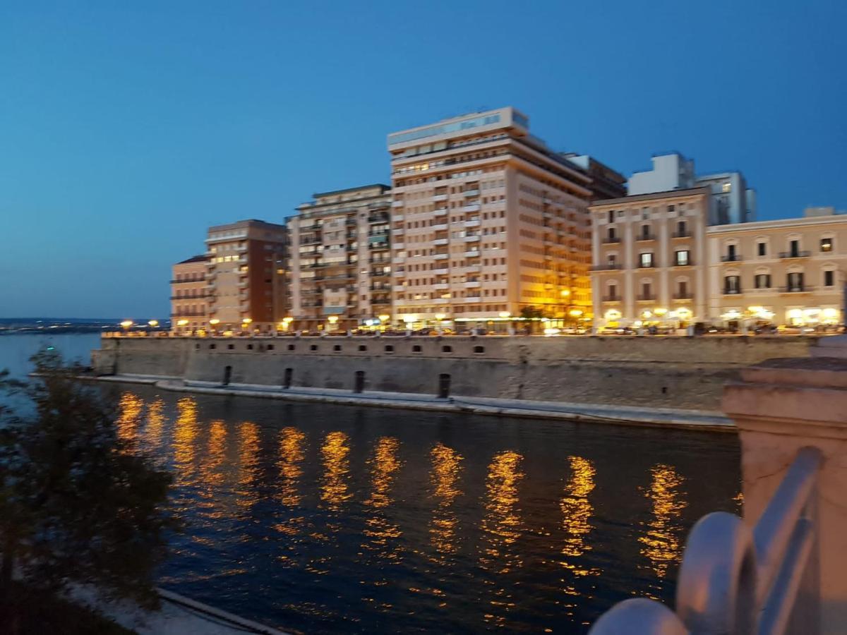 Philos - Appartements & Rooms Taranto Dış mekan fotoğraf