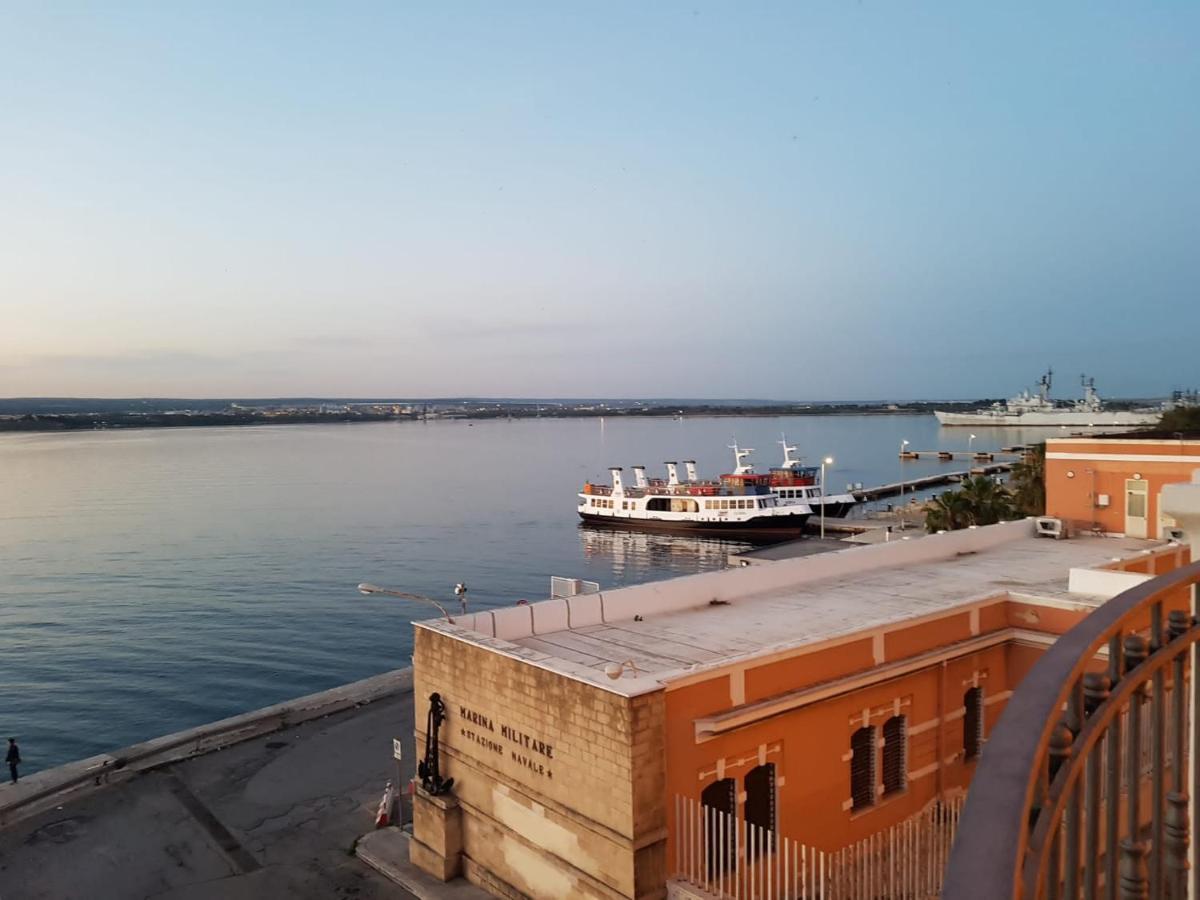 Philos - Appartements & Rooms Taranto Dış mekan fotoğraf