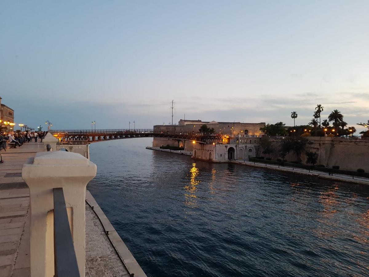 Philos - Appartements & Rooms Taranto Dış mekan fotoğraf