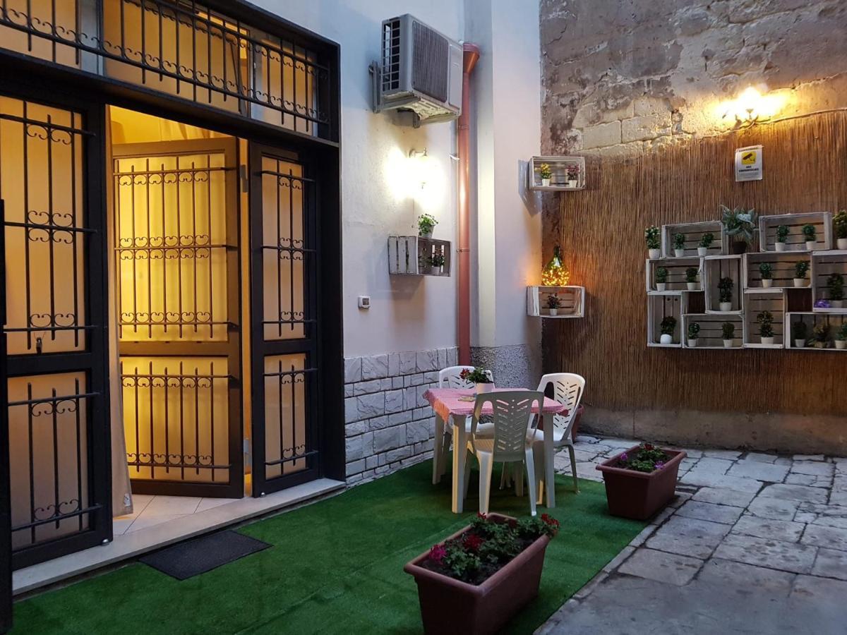 Philos - Appartements & Rooms Taranto Dış mekan fotoğraf